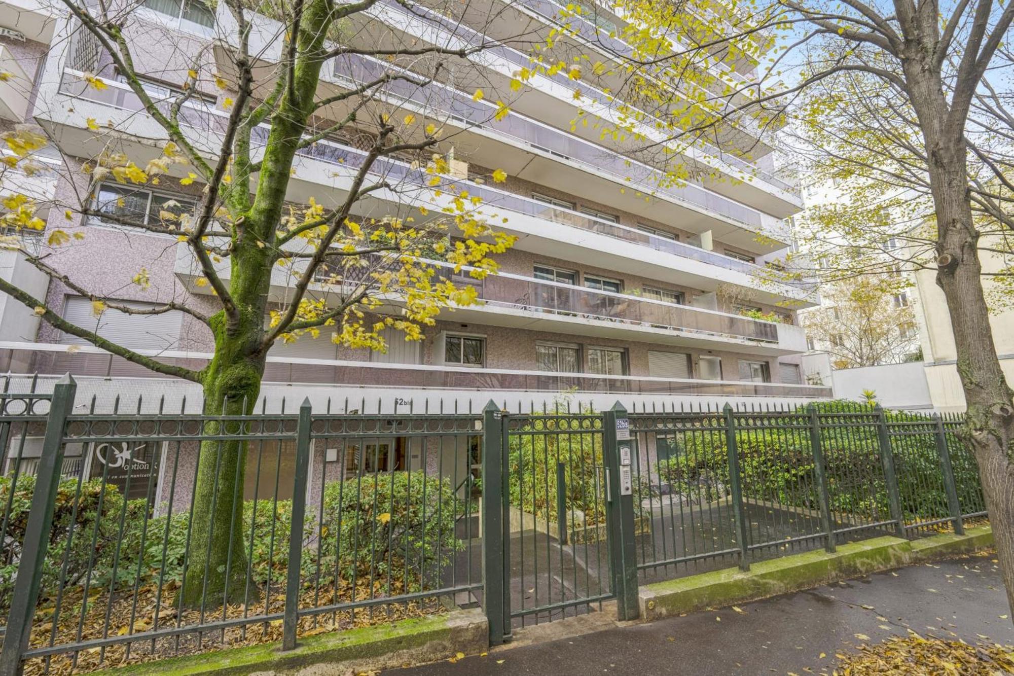 Appartement Labrouste Et Son Balcon - Welkeys Paris Exterior photo